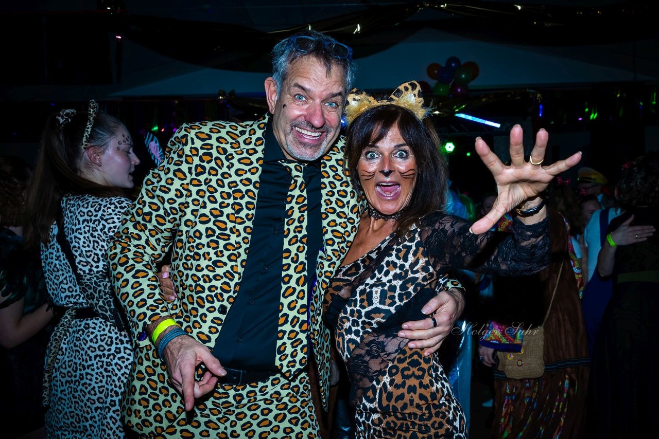 Album: Party - 